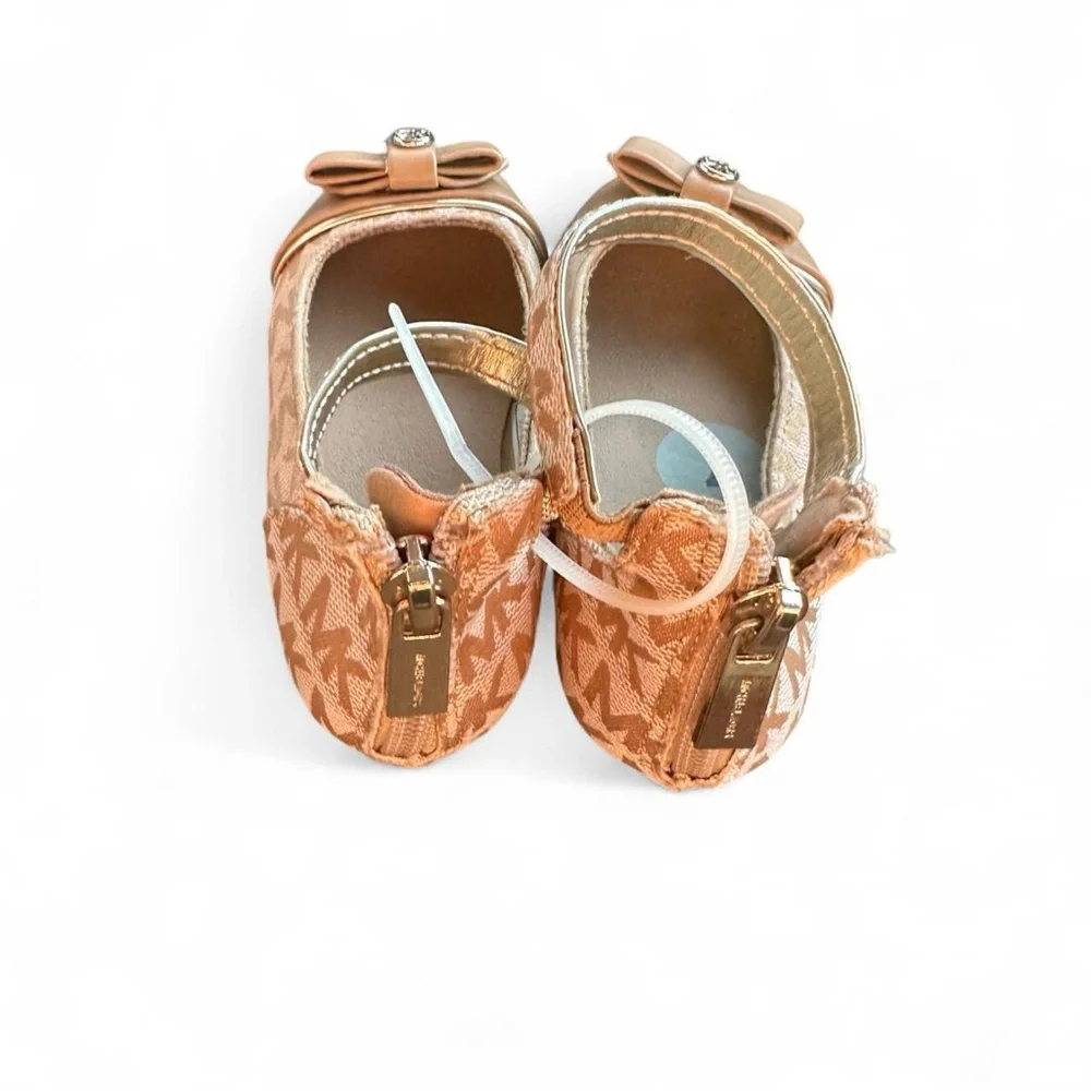 MICHAEL Michael Kors Girls Logo Ballet Flats – Size 7 - NWOT